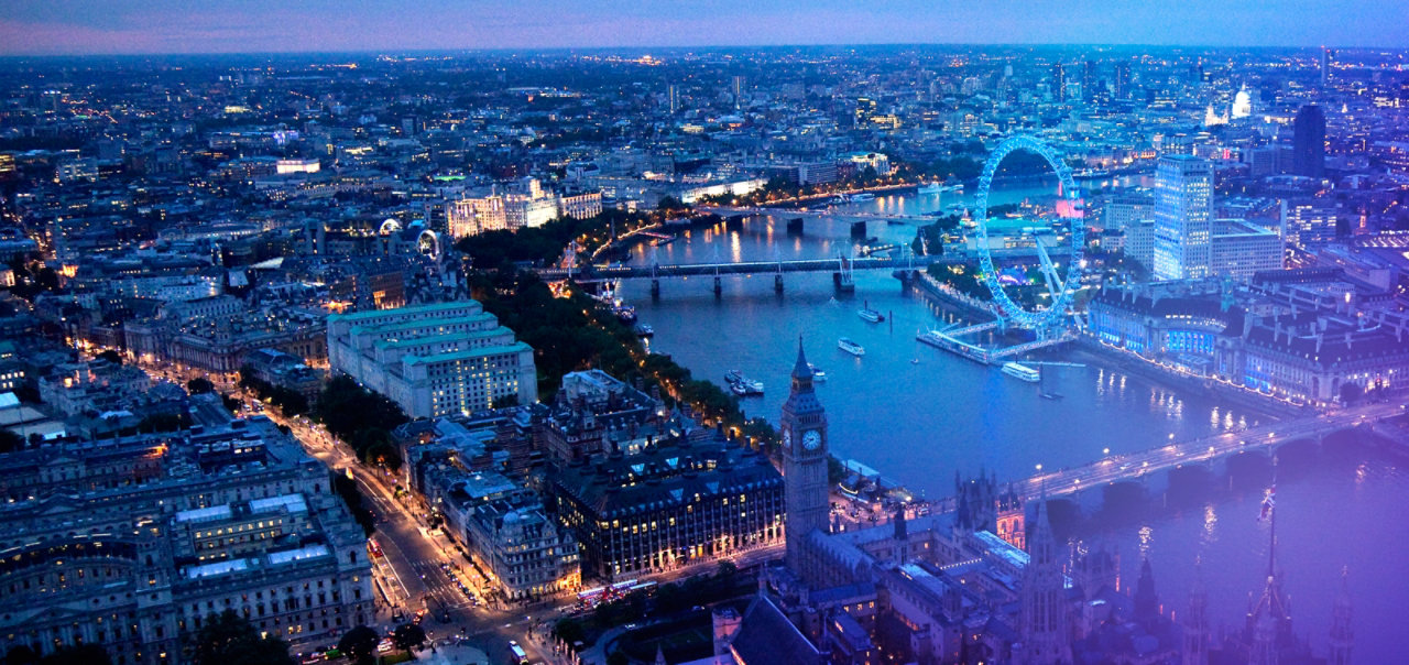An areal view of London in the evening