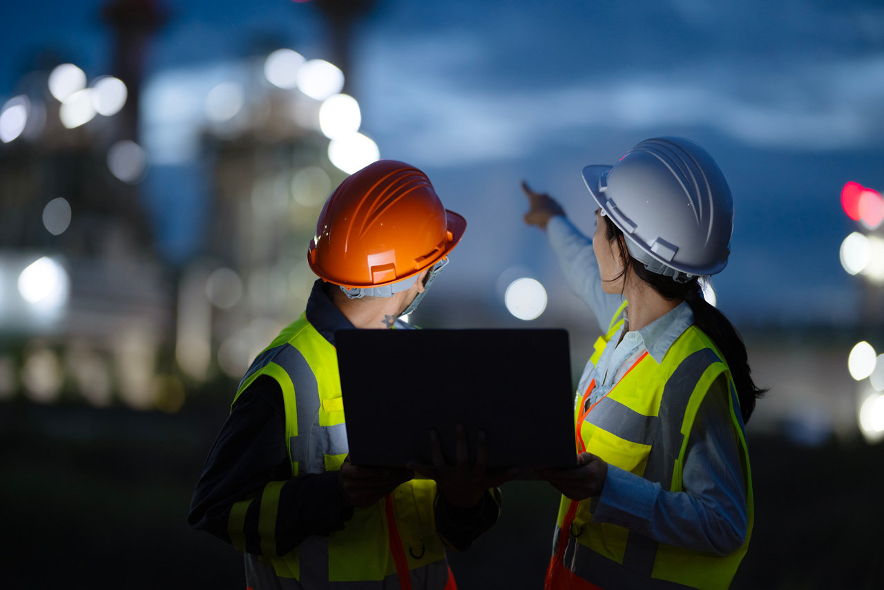 People using business class ethernet connectivity at work