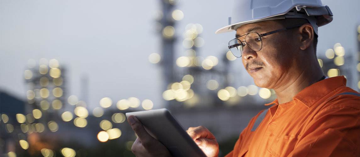 An engineer wearing a hard hat