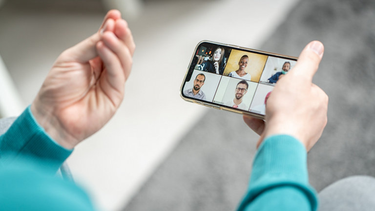 online video conference using smartphone
