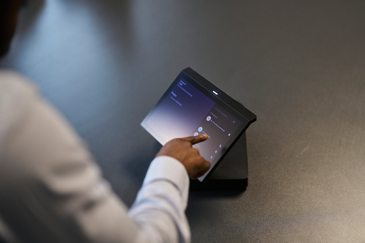 touch screen with Microsoft Teams
