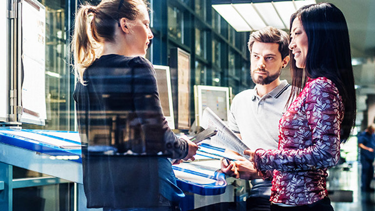 employees talking about security