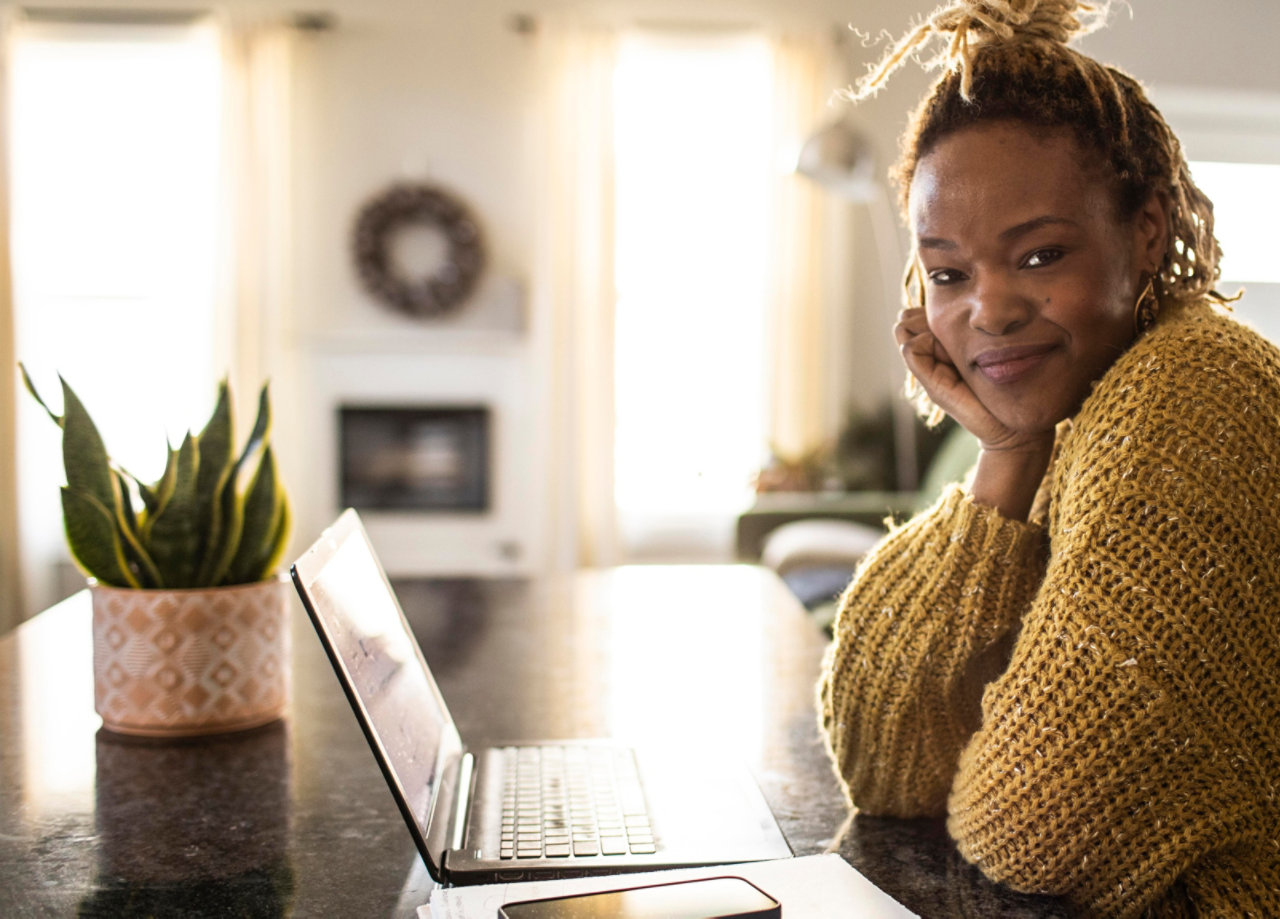 lady at desk working from home